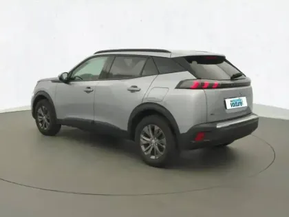 Photo 6 Peugeot 2008  Electrique 136 ch