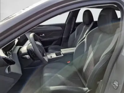 Photo 10 Peugeot 308  SW BlueHDi 130ch S&S EAT8