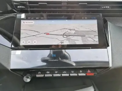 Photo 19 Peugeot 308  SW BlueHDi 130ch S&S EAT8