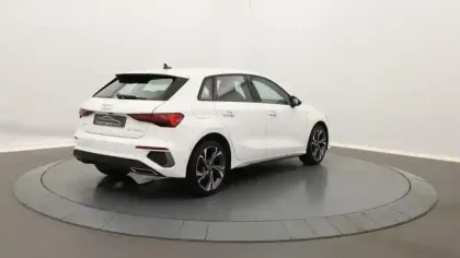 Photo 1 Audi A3  Sportback 40 TFSIe 204 S tronic 6 S Line