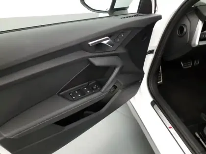 Photo 12 Audi A3  Sportback 40 TFSIe 204 S tronic 6 S Line