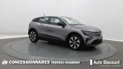 Photo 28 Renault Megane  E-Tech EV60 130ch super charge Evolution ER