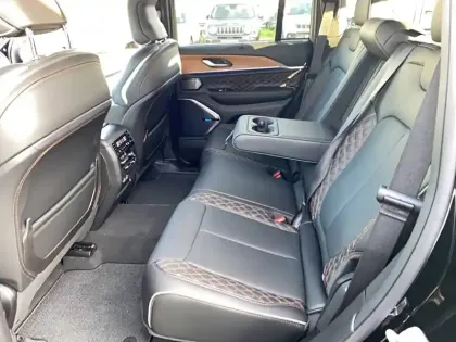 Photo 52 Jeep Grand Cherokee  4xe 2.0 Turbo T4 380 ch PHEV 4x4 BVA8