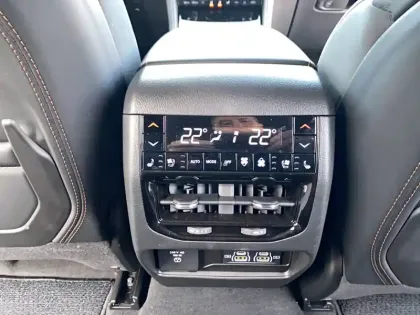 Photo 85 Jeep Grand Cherokee  4xe 2.0 Turbo T4 380 ch PHEV 4x4 BVA8