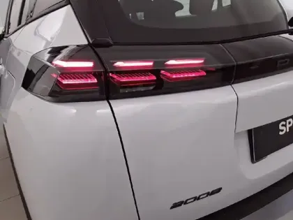 Photo 37 Peugeot 2008 Gén. II Ph2 Active 5