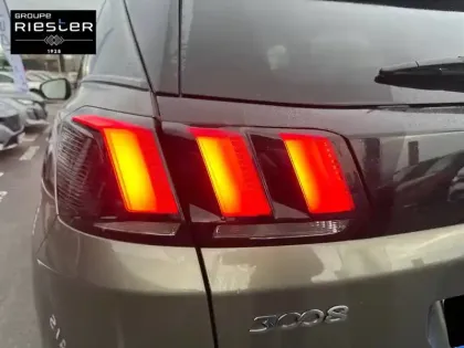 Photo 16 Peugeot 3008  BlueHDi 130ch S&S BVM6