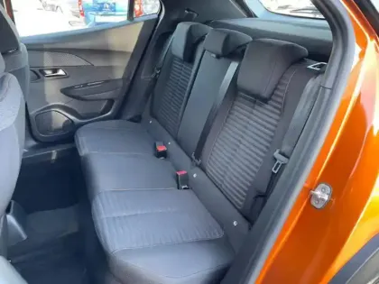 Photo 14 Peugeot 2008  e- 136ch Active