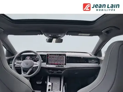 Photo 17 Volkswagen Passat  1.5 eHybrid 272 DSG6