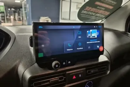 Photo 84 Peugeot Partner Gén. III Ph2 Base 4