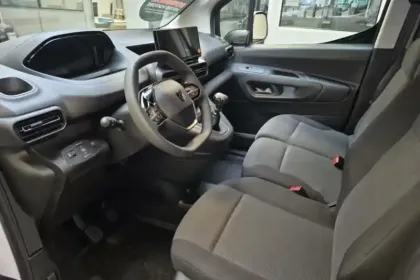 Photo 99 Peugeot Partner  FOURGON M 1000 KG BLUEHDI 130 S&S BVM6