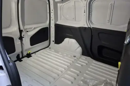 Photo 100 Peugeot Partner  FOURGON M 1000 KG BLUEHDI 130 S&S BVM6