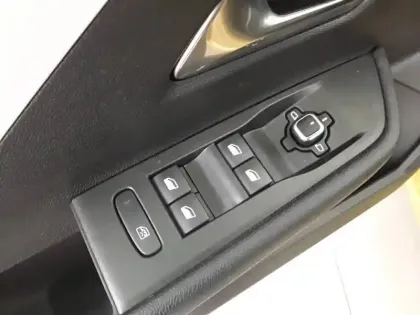 Photo 11 Opel Astra  1.5 Diesel 130 ch BVA8