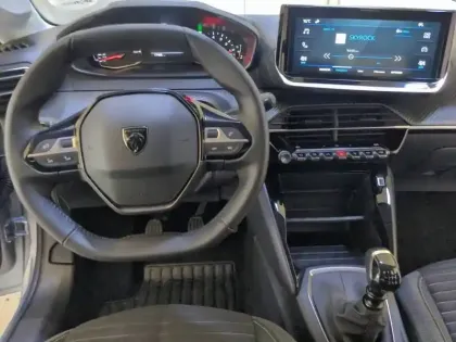 Photo 7 Peugeot 208  PureTech 100 S&S BVM6