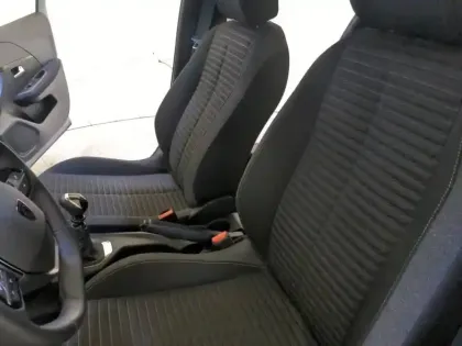 Photo 8 Peugeot 208  PureTech 100 S&S BVM6