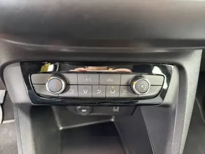 Photo 25 Opel Corsa  1.2 75 ch BVM5