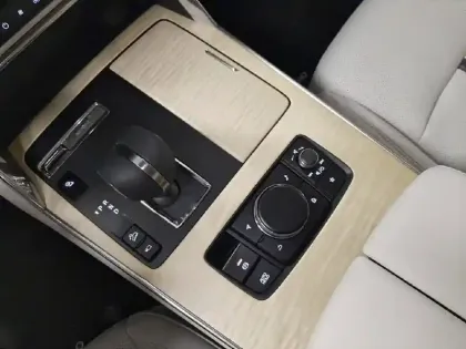 Photo 35 Mazda Cx-80  2.5L e-SKYACTIV PHEV 327 ch 4x4 BVA8