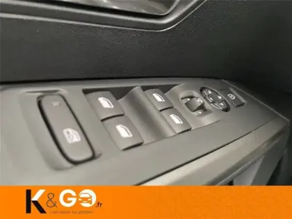 Photo 26 Peugeot 3008 HYBRID 136 E-DCS6