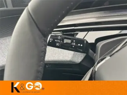 Photo 25 Peugeot 3008 HYBRID 136 E-DCS6