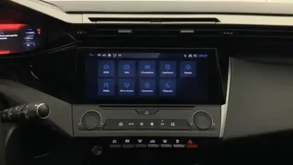 Photo 10 Peugeot 308  PHEV 180 e-EAT8 Active Pack