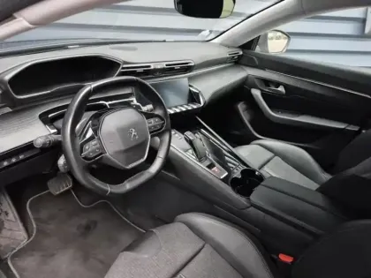 Photo 10 Peugeot 508  SW HYBRID 225ch Allure Business e-EAT8 10cv