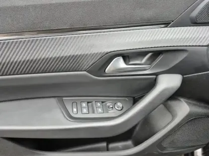 Photo 13 Peugeot 508  SW HYBRID 225ch Allure Business e-EAT8 10cv