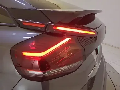 Photo 16 Citroën C4  BlueHDi 130 S&S EAT8