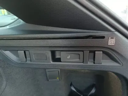 Photo 29 Volkswagen Passat  1.5 eHybrid 272 DSG6