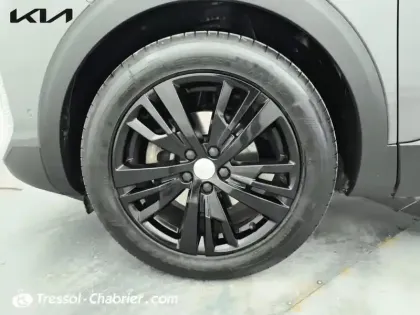 Photo 14 Peugeot 5008  PureTech 130ch S&S BVM6 Allure Pack