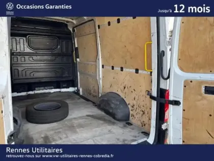 Photo 14 Volkswagen Crafter  Fg 35 L3H3 2.0 TDI 140ch Business Line Traction