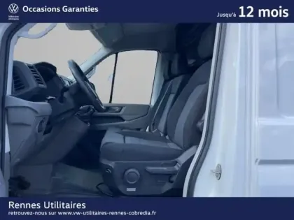 Photo 37 Volkswagen Crafter  Fg 35 L3H3 2.0 TDI 140ch Business Line Traction