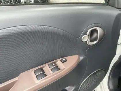 Photo 12 Citroën Ami C-Zéro Confort