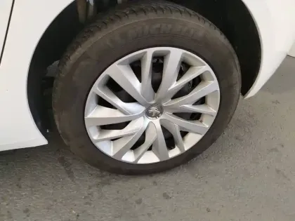 Photo 10 Peugeot 308  AFFAIRE BLUEHDI 130 S&S BVM6