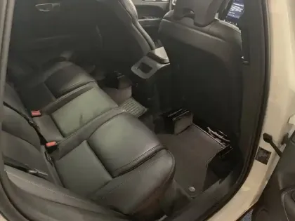 Photo 13 Volvo Xc60  T8 Recharge AWD 303 ch + 87 ch Geartronic 8