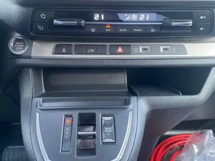 Photo 36 Citroën Jumpy E- FGN M 100 KW (136 CH) BATTERIE 50 KWH