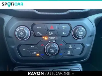 Photo 39 Jeep Renegade  1.3 Turbo T4 190 ch PHEV BVA6 4xe eAWD