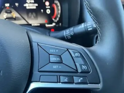 Photo 42 Nissan Juke  DIG-T 114