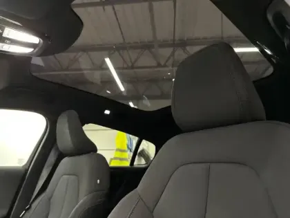 Photo 16 Volvo C40  Recharge 238 ch 1EDT