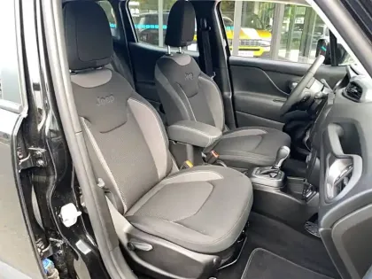 Photo 89 Jeep Renegade  1.3 Turbo T4 190 ch PHEV BVA6 4xe eAWD