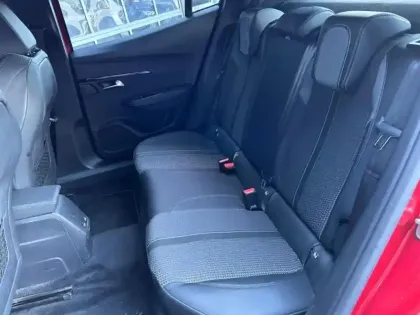 Photo 8 Peugeot 2008  e- 136ch GT Line