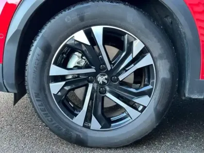 Photo 4 Peugeot 2008  e- 136ch GT Line