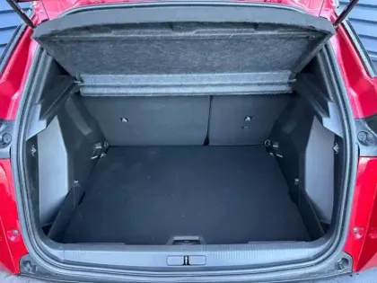 Photo 5 Peugeot 2008  e- 136ch GT Line