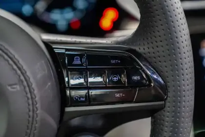 Photo 64 Maserati Granturismo  V6 550