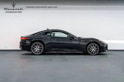 Photo 42 Maserati Granturismo  V6 550