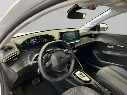 Photo 27 Peugeot 208  Hybrid 100 e-DCS6