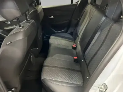 Photo 31 Peugeot 208  Hybrid 100 e-DCS6