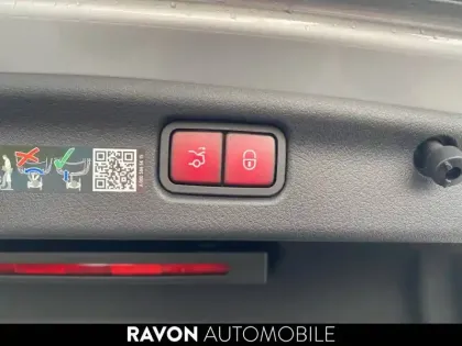 Photo 18 Mercedes Classe C  300 e 9G-Tronic