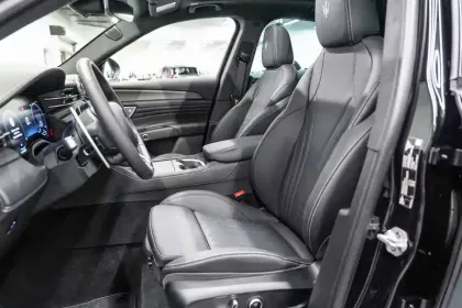 Photo 15 Maserati Grecale  410 kW