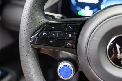 Photo 26 Maserati Grecale  410 kW