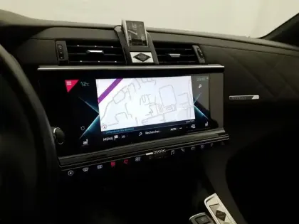 Photo 21 DS DS 7 DS7 Crossback Hybride E-Tense 300 EAT8 4x4 Rivoli