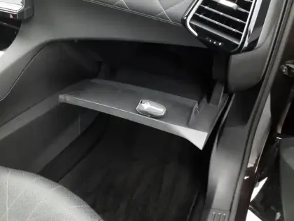 Photo 15 DS DS 7 DS7 Crossback Hybride E-Tense 300 EAT8 4x4 Rivoli